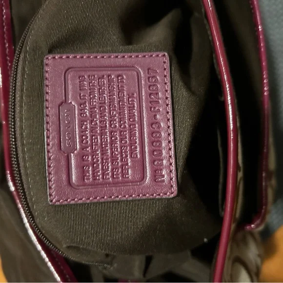 Coach Legacy Signature Ali Flap Shoulder Bag - Picture 5 of 9